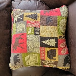 Cabin pillow by Carstens